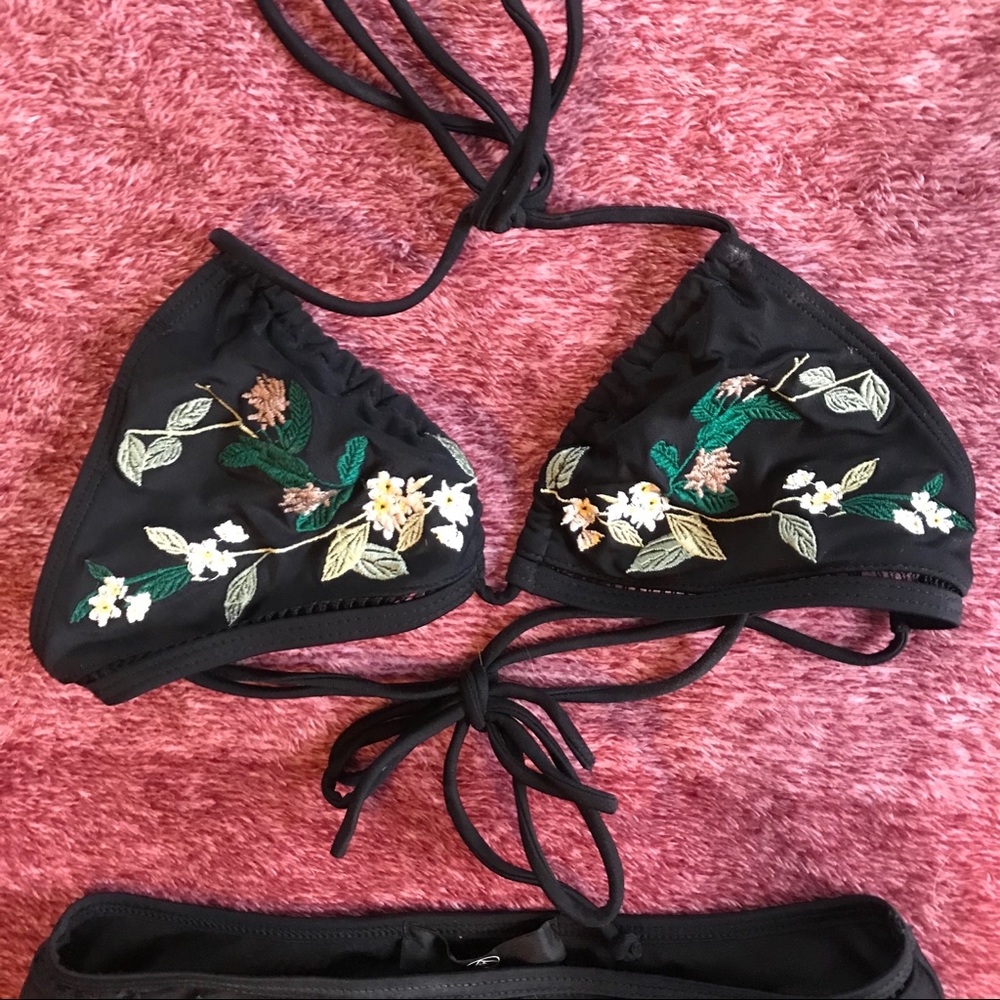 Bikini top